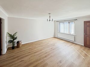 Lounge- click for photo gallery